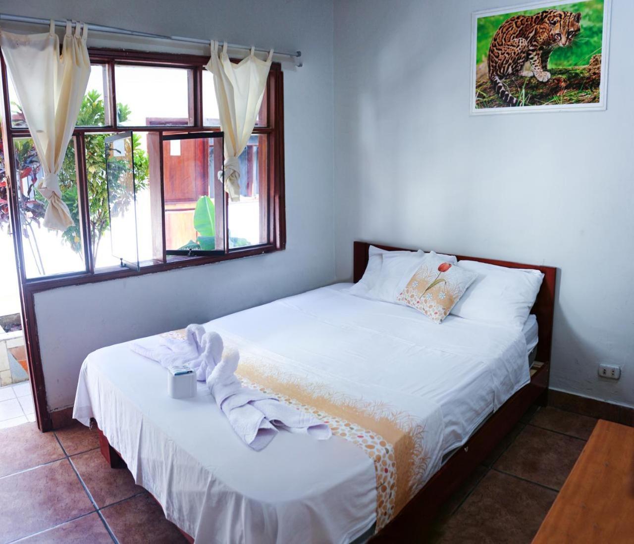 Tengana Hospedaje Y Tours Тарапото Екстериор снимка